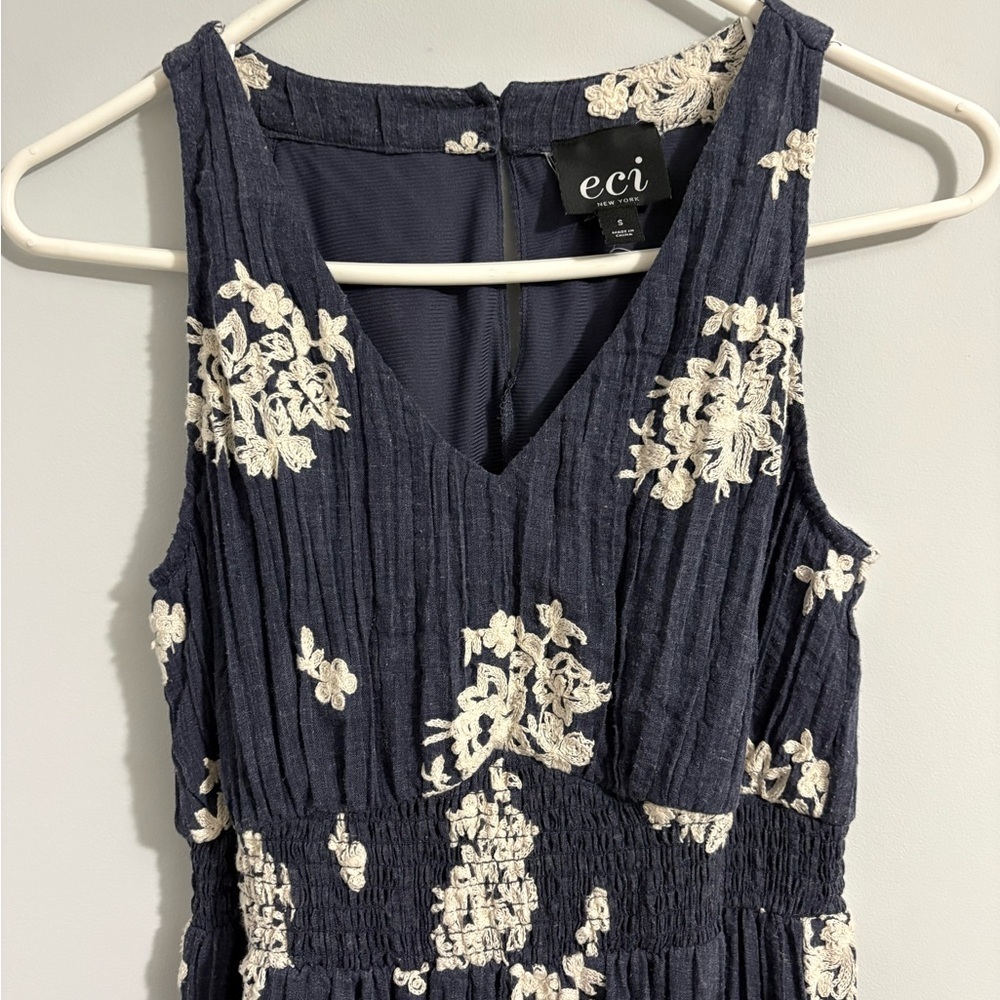 eci New York Maxi Dress Navy Blue Floral Embroidered V-Neck Sleeveless Smocked - Picture 2 of 10